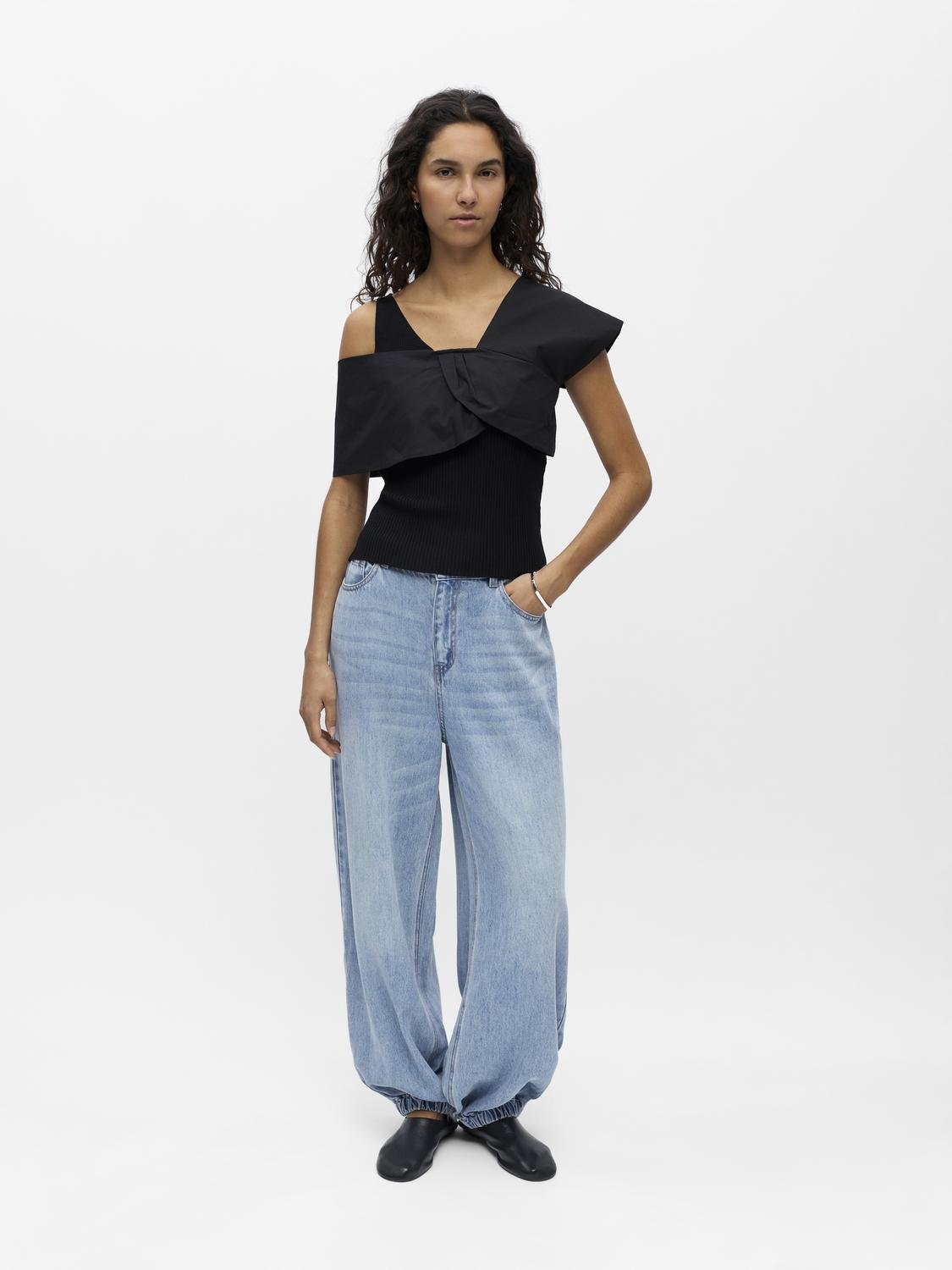 OBJBETZY Knitted Top - Black - VERO MODA & VILA Bergvik
